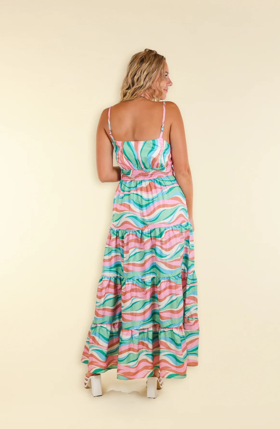 *Wave Break Retro Maxi Medium