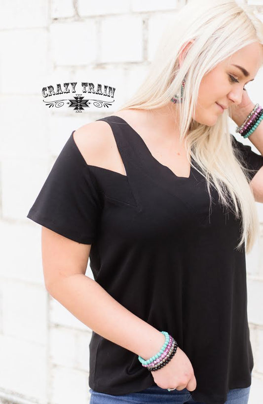 *Camino Cut Out Tee! Black or Turquoise